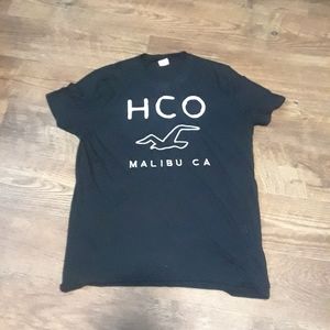 Hollister t shirt